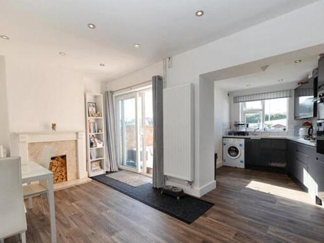 House for sale in Dale Hill, Essex