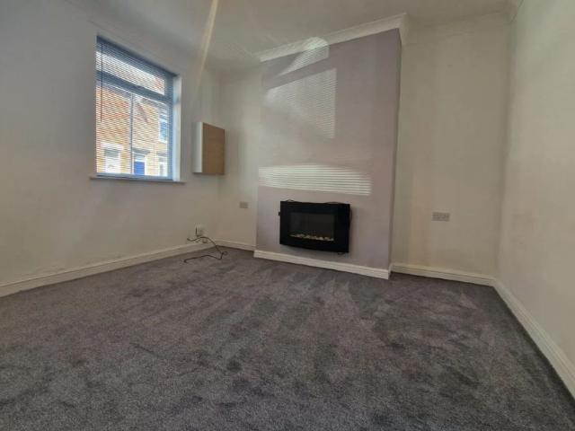 Apartment for rent in Glasshoughton, Castleford