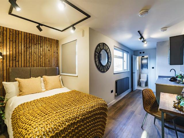 Room for rent in West Midlands