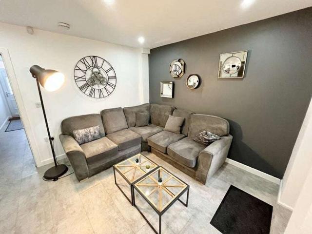Room for rent in West Midlands
