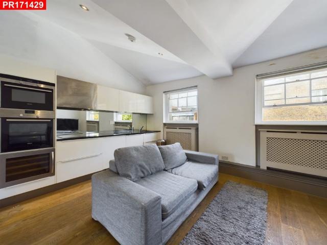 Apartment for rent in Fitzrovia, Greater London