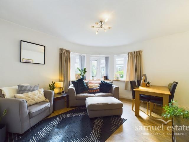 House for rent in Balham Hill West Estate, Greater London