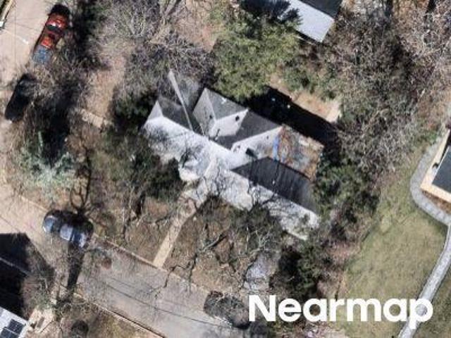 House for sale in Teaneck