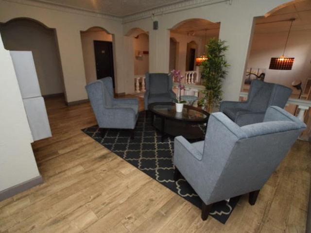 Apartment for rent in Canoga Park, California