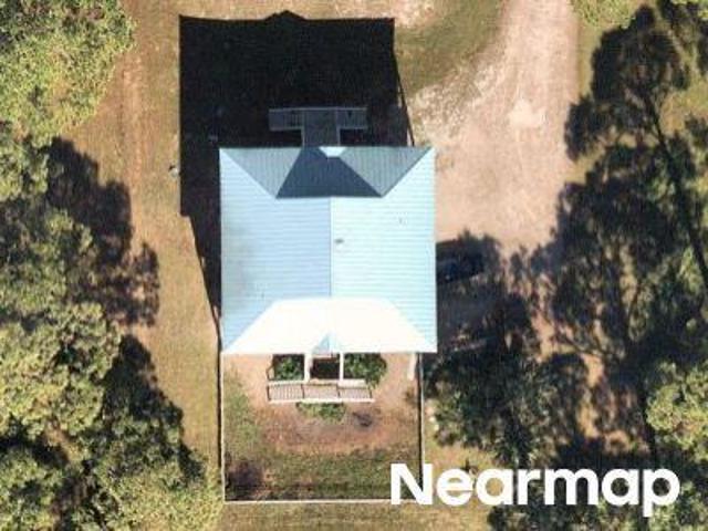 House for sale in Eastpoint