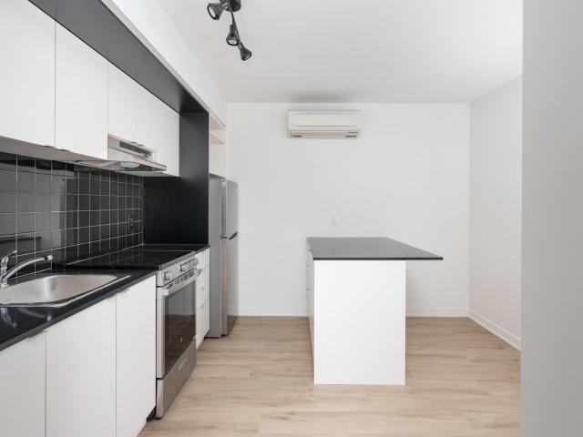 Apartment for rent in St. Leonard's, Quebec