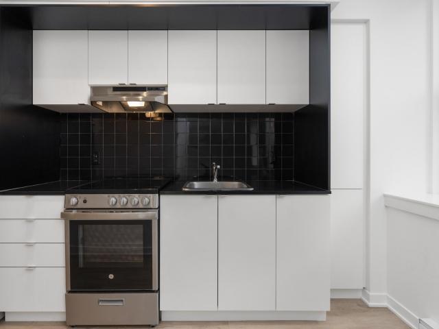 Apartment for rent in St. Leonard's, Quebec