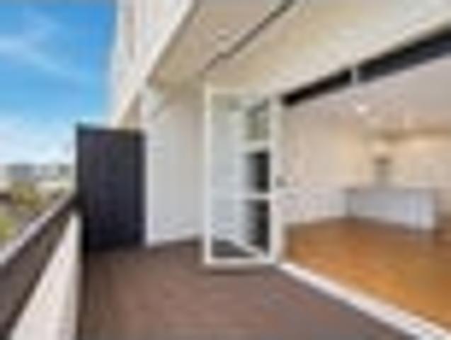 Townhouse for sale in Eden Terrace