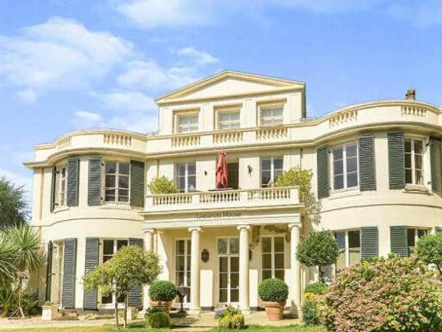 House for sale in Ash, Kent