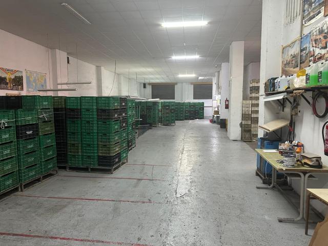 Nave en venta en La Cruz, el Vinalopó Mitjà / El Vinalopó Medio