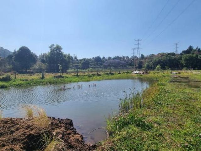 GRAN CABAÑA EN VENTA, CON LAGO PROPIO.