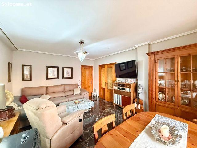 Casa en venta en Roquetas De Mar, Andalucía