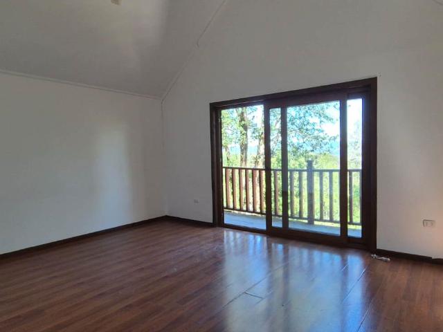 Gran Casa, Condominio Los Aromos