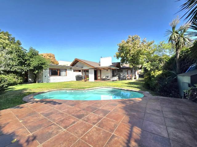 Casa en arriendo en Las Condes, Metropolitana