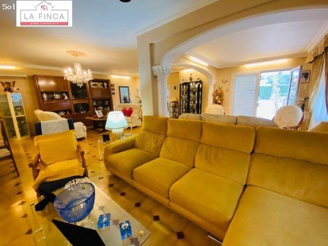 Casa en venta en Puerto de la Torre, Málaga-Costa del Sol