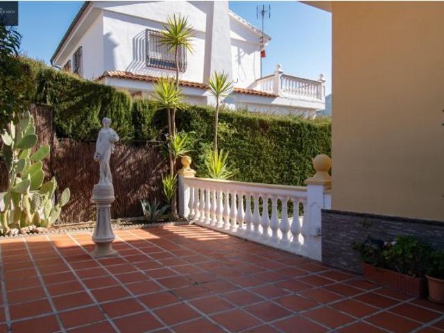 Casa en venta en Cenes De La Vega, Granada