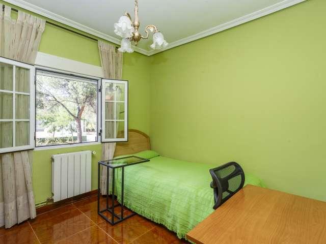 Habitación en alquiler en Ciudad Lineal, Madrid