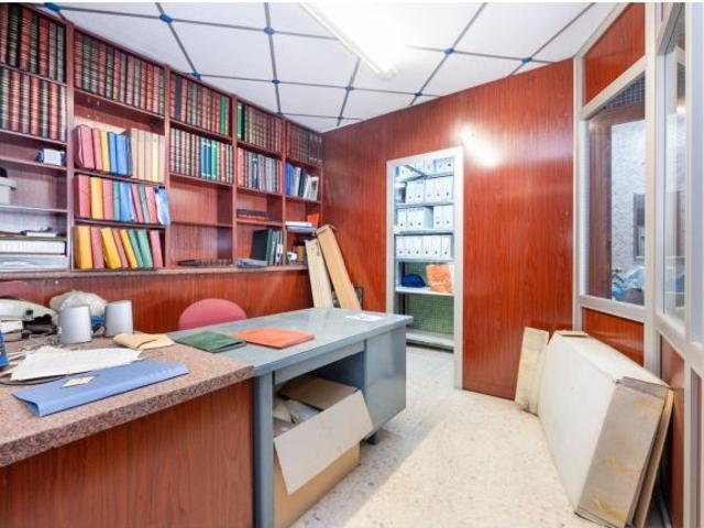 Local Comercial en venta en Comarca de la Vega de Granada, Andalucía