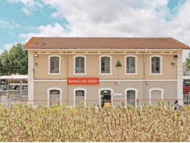 Local Comercial en alquiler en la Romànica, Vallès Occidental