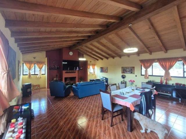 Gran Oportunidad de adquirir una Casa en Tapalpa con amplios espacios