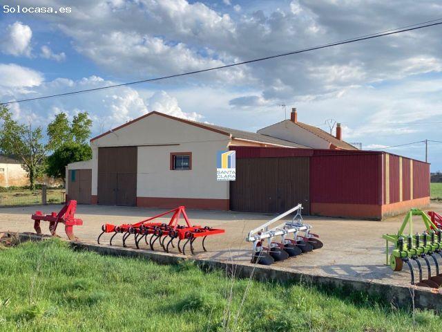 Casa en venta en Villalpando, Castilla y León