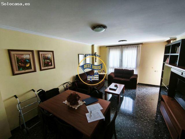 Piso en venta en Ontinyent, València / Valencia