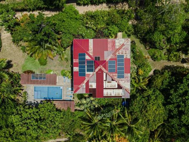 Gran oportunidad para vivir en el paraíso y con licencia de hotel