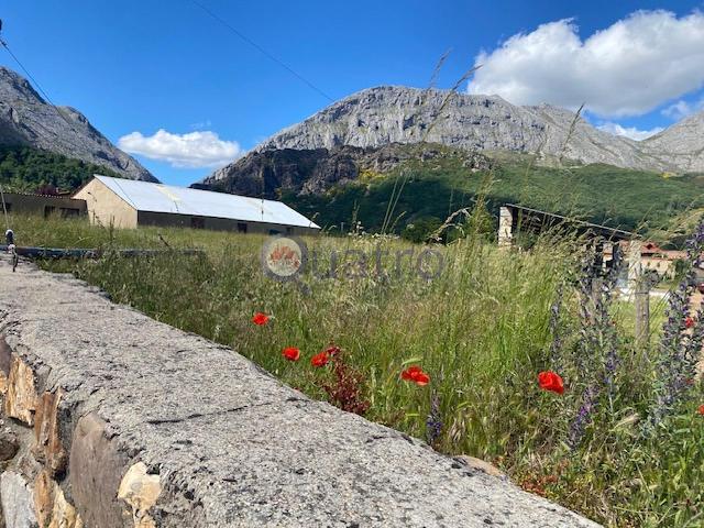 Terreno en venta en Vegacervera, Castilla y León