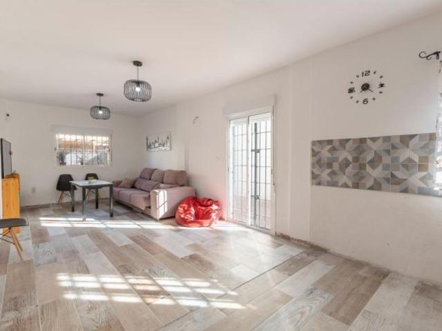 Casa en venta en La Malahá, Granada