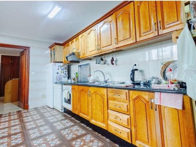 Piso en venta en Barriada Islas Canarias, Costa del Sol Occidental