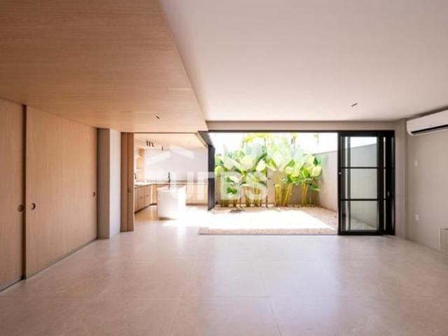 Casa venda em Região Geográfica Imediata de Goiânia, Goiânia