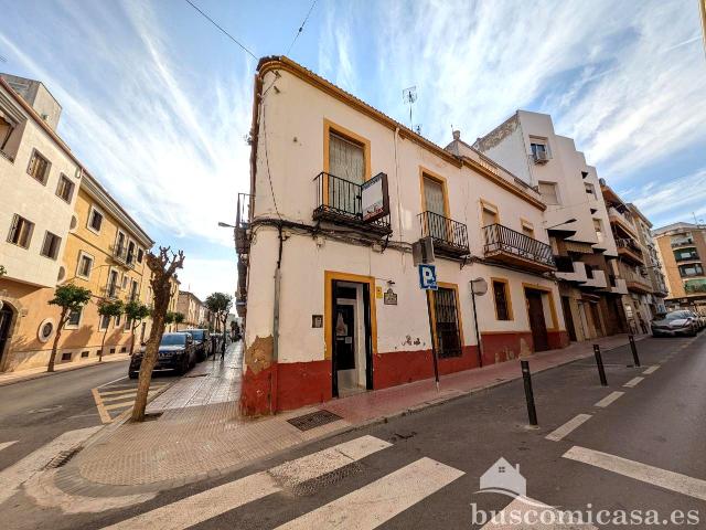 Terreno en venta en Linares, Andalucía
