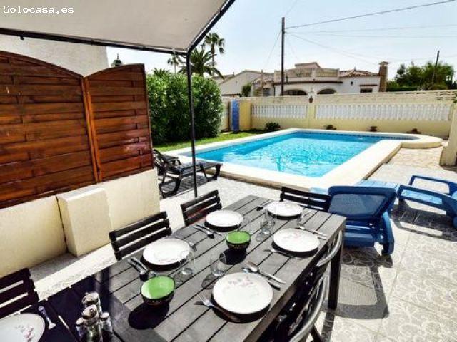 Casa en alquiler en Barri Port / Centro, la Marina Alta