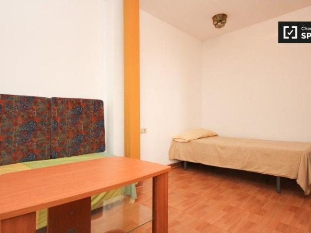 Apartamento en alquiler en Centro, Comarca de la Vega de Granada