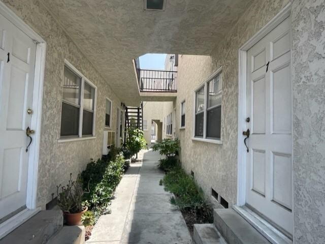 Apartment for rent in Long Beach, California