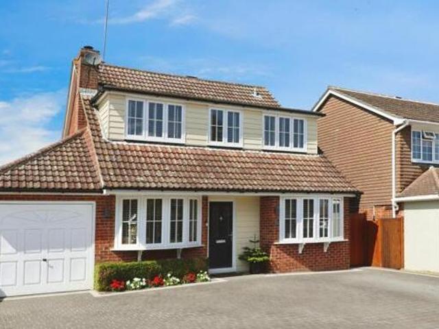 House for sale in Blackmore, Hook End and Wyatts Green, Navestock Side