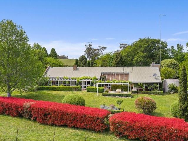 Cottage for sale in Manchester Square, New South Wales