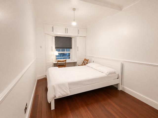 Studio for rent in Spitalfields, Whitechapel