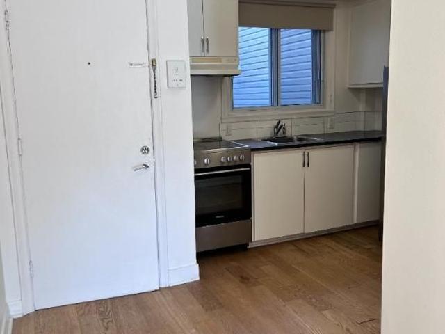Apartment for rent in St. Leonard's, Quebec