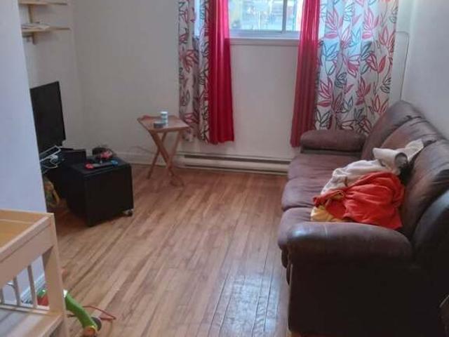 Apartment for rent in St. Leonard's, Quebec