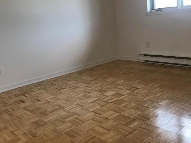 Apartment for rent in St. Leonard's, Quebec