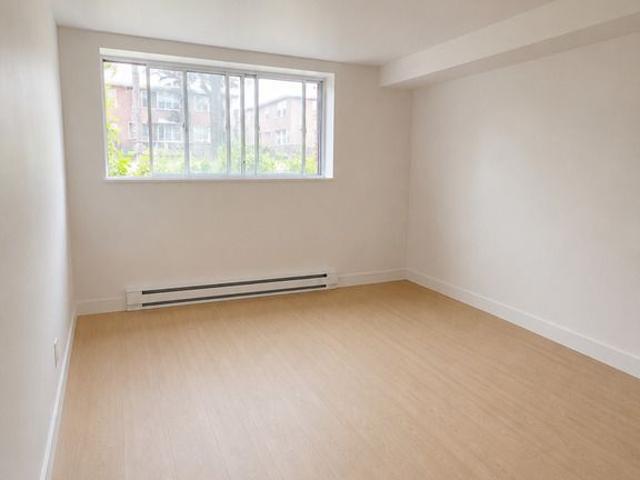 Apartment for rent in St. Leonard's, Quebec