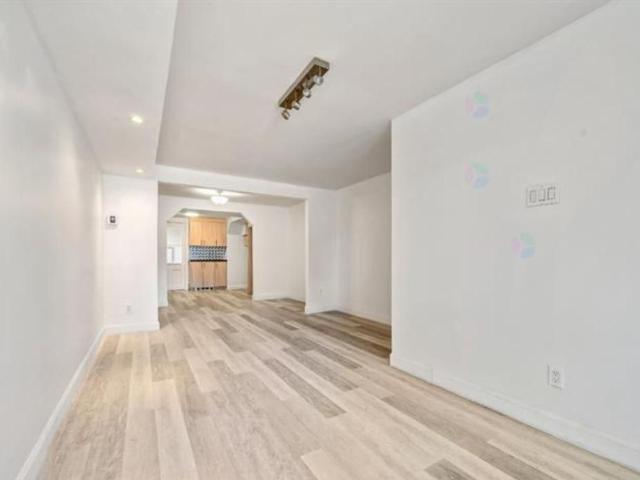 Apartment for rent in St. Leonard's, Quebec