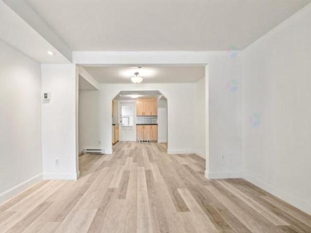 Apartment for rent in St. Leonard's, Quebec