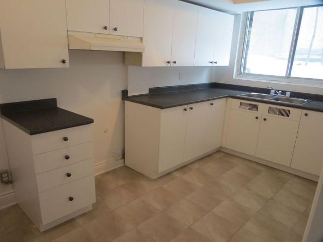 Apartment for rent in Côte-des-Neiges–Notre-Dame-de-Grâce, Montréal