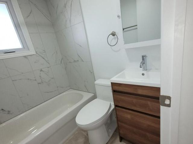 Apartment for rent in Chomedey, Quebec