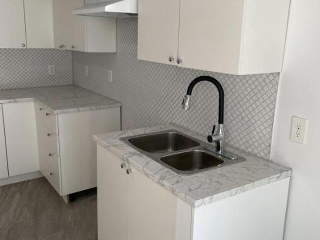 Apartment for rent in St. Leonard's, Quebec