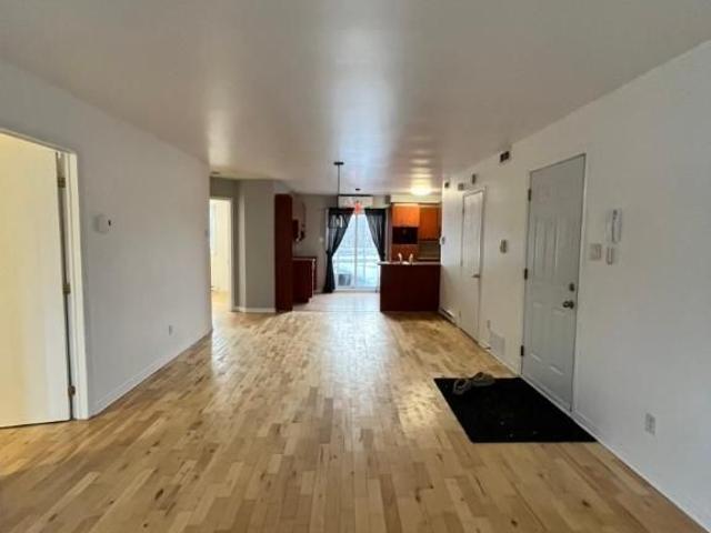 Apartment for rent in Vaudreuil-soulanges, Quebec