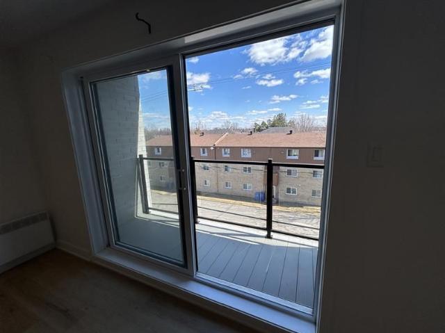 Apartment for rent in Saint-charles-borromée, Quebec