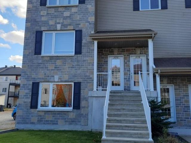 Apartment for rent in Saint-lin, Quebec